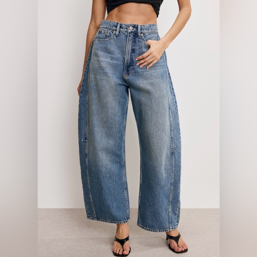 GOOD AMERICAN- GOOD EXTREME BARREL JEANS - Picture 2 of 7